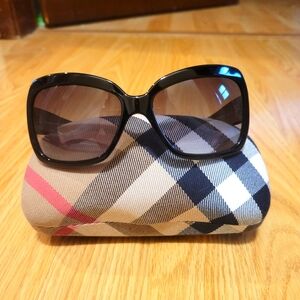 Burberry Sunglasses